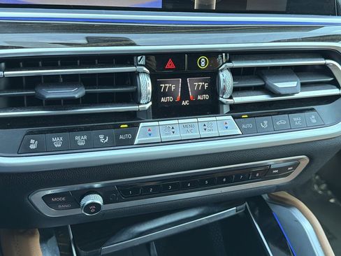 Used 2021 BMW X6 sDrive40i w/ M Sport Package image 6