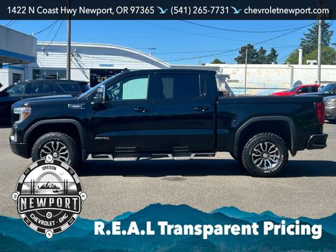 Used 2021 GMC Sierra 1500 AT4 w/ AT4 Value Package AWD/4WD image 9