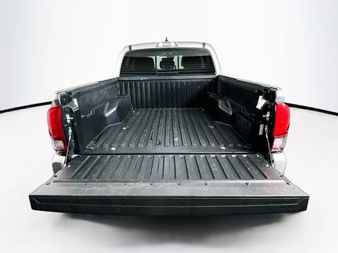 Used 2023 Toyota Tacoma SR5 w/ Technology Package AWD/4WD image 29