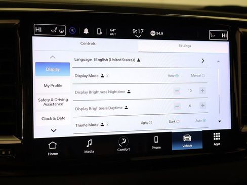 Used 2023 Chrysler Pacifica Touring-L image 48