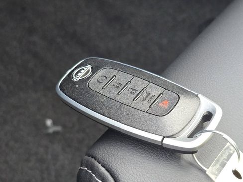 New 2026 Nissan Murano SV image 19