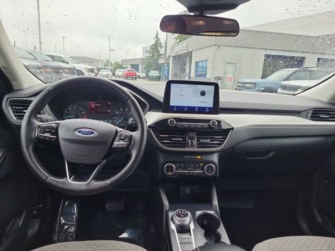 Certified 2022 Ford Escape SE w/ Convenience Package AWD/4WD image 10