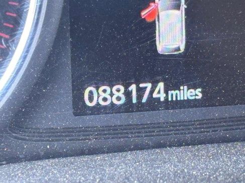 Used 2020 Mitsubishi Outlander SE FWD image 9