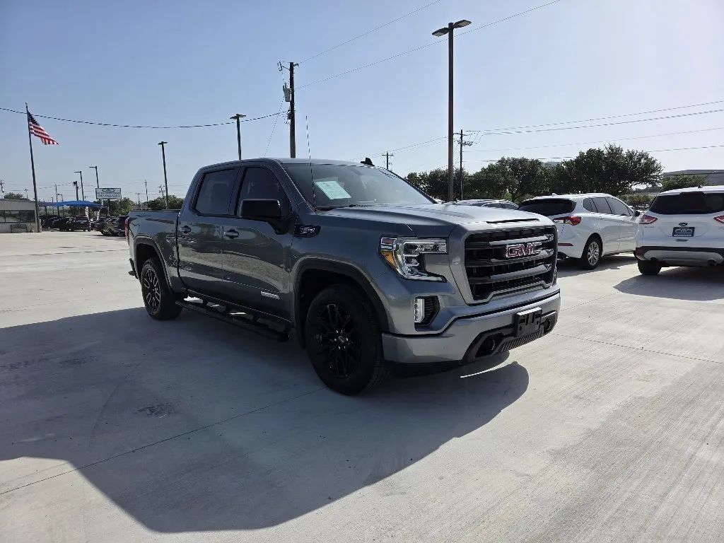 Used 2020 GMC Sierra 1500 Elevation w/ Elevation Value Package RWD image 3