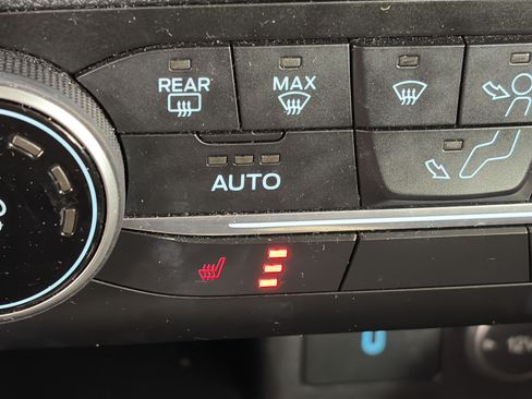 Used 2020 Ford Escape SE AWD/4WD image 24