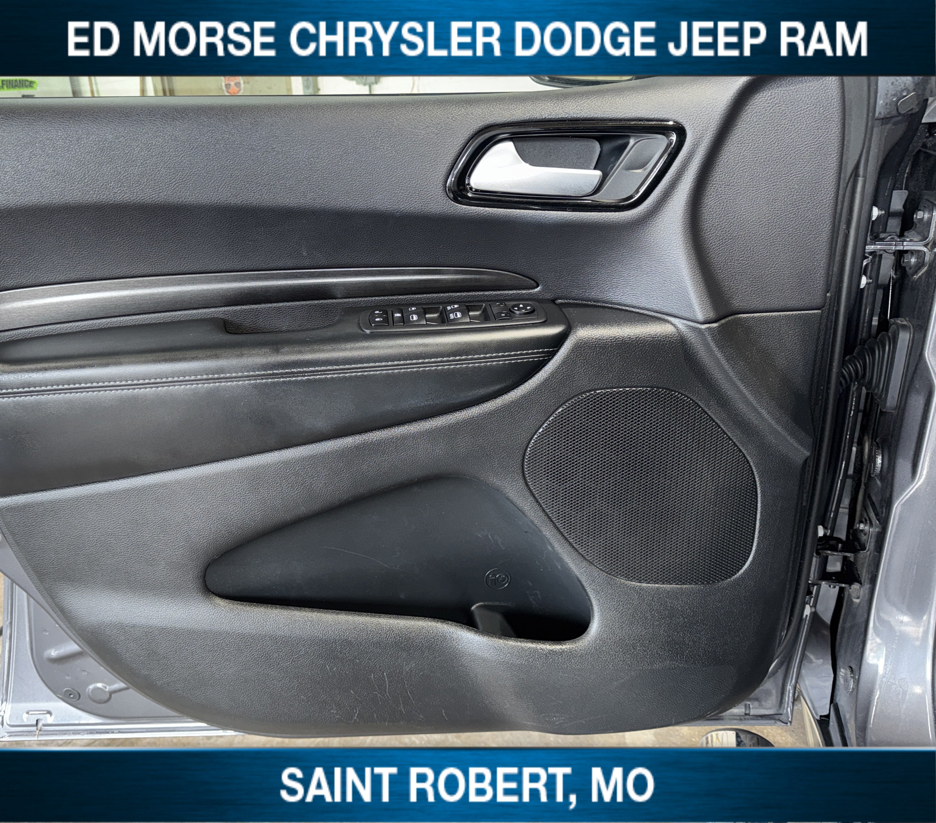 Used 2023 Dodge Durango SXT w/ Trailer Tow Group IV AWD/4WD image 35