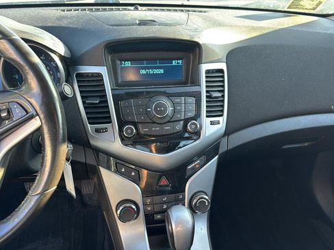 Used 2014 Chevrolet Cruze LT FWD image 10