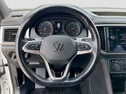 Used 2021 Volkswagen Atlas Cross Sport SE FWD image 11