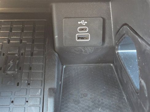 New 2025 Ford Ranger XLT w/ FX4 Off-Road Package image 18