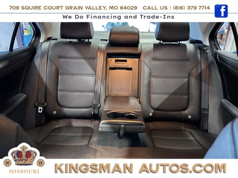 Used 2012 Volkswagen Jetta SE FWD image 20
