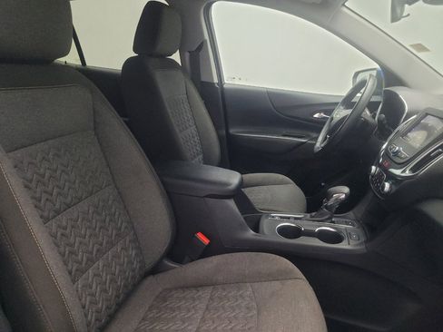 Used 2024 Chevrolet Equinox LT AWD/4WD image 21