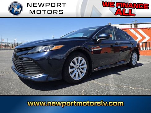 Used 2020 Toyota Camry LE w/ Carpet Mat Package FWD image 1