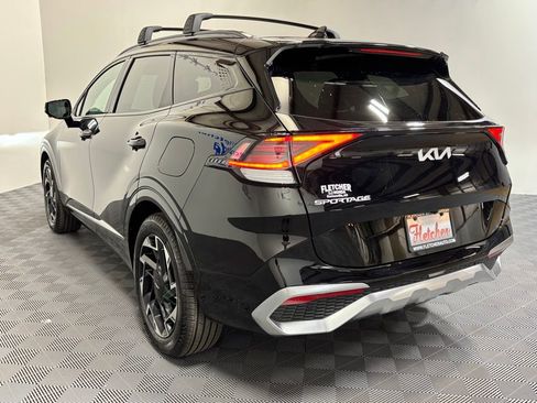 Used 2024 Kia Sportage SX FWD image 3