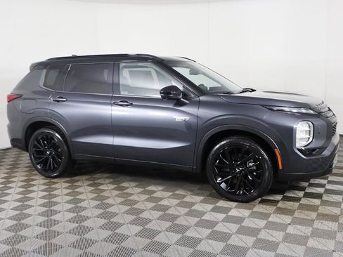 New 2025 Mitsubishi Outlander SEL Black Edition image 22