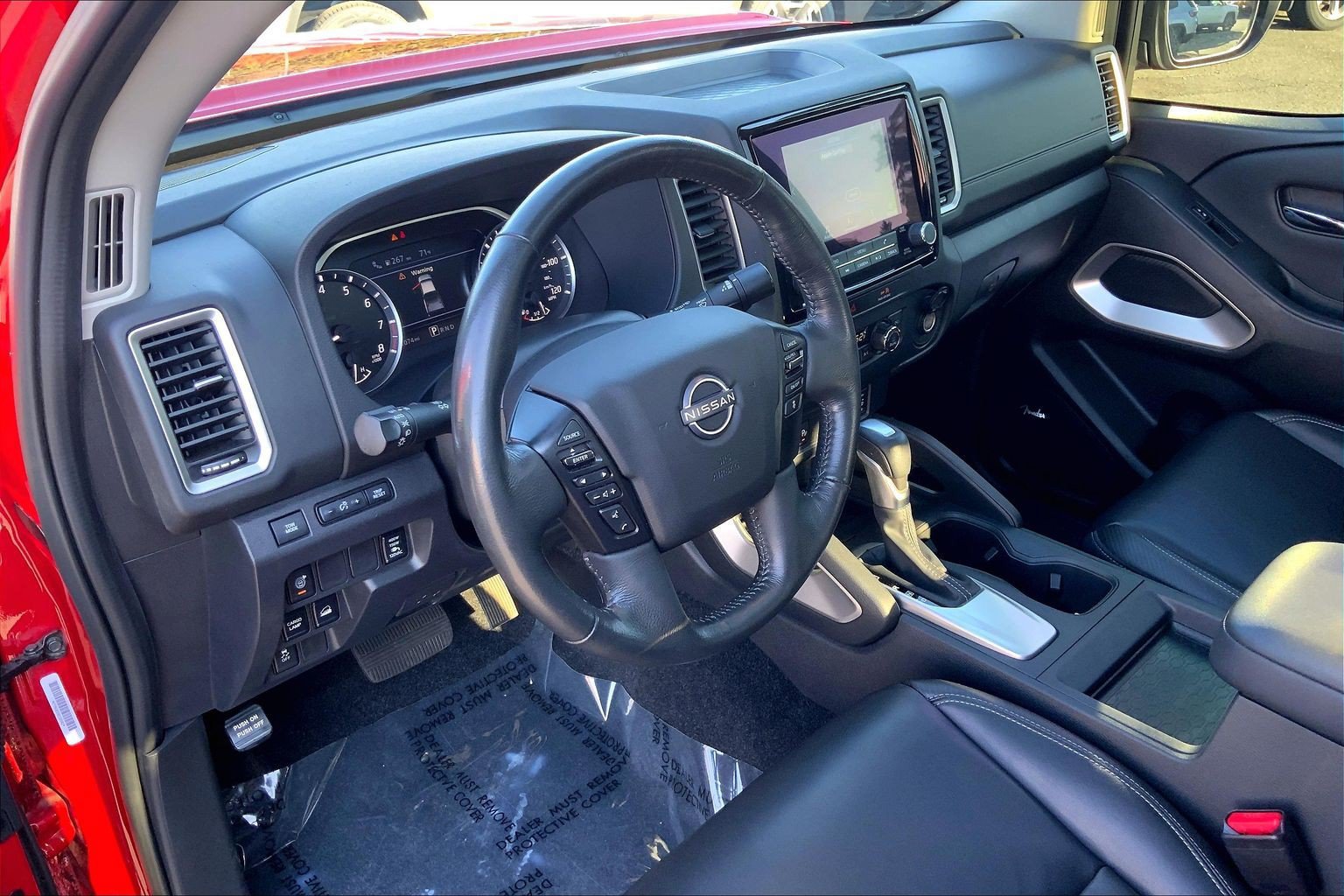 Used 2023 Nissan Frontier SV w/ SV Premium Package AWD/4WD image 16