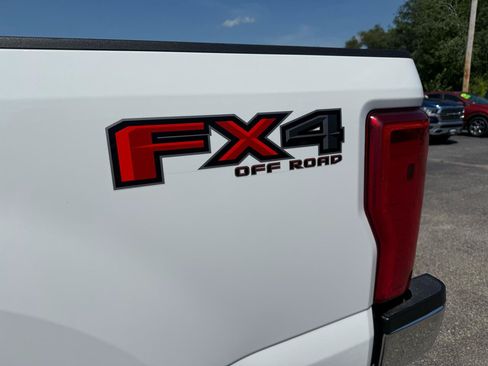 Used 2019 Ford F250 Lariat w/ Chrome Package AWD/4WD image 11