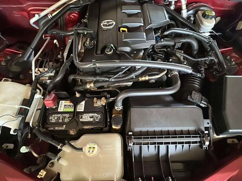 Used 2006 MAZDA MX-5 Miata Grand Touring w/ Premium Pkg image 29