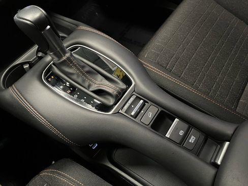 Used 2024 Honda HR-V Sport image 7