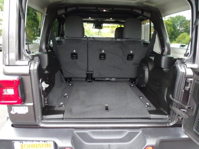 Certified 2026 Jeep Wrangler Unlimited Sahara AWD/4WD image 22