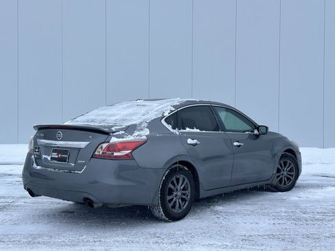 Used 2015 Nissan Altima 2.5 S w/ Special Edition Package image 5