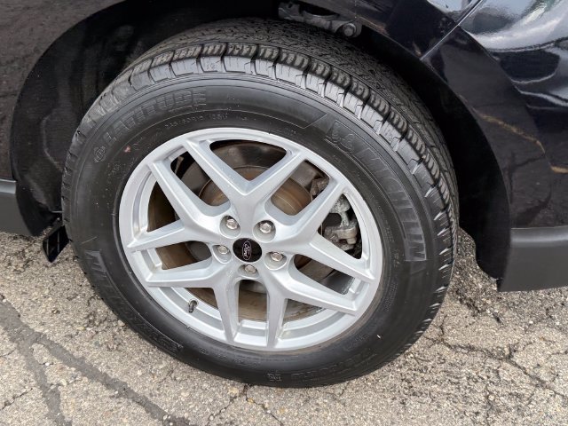Certified 2024 Ford Edge SEL w/ Convenience Package AWD/4WD image 5