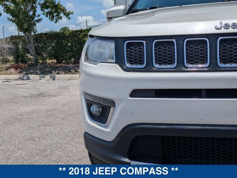 Used 2018 Jeep Compass Limited AWD/4WD image 9
