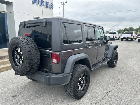 Used 2017 Jeep Wrangler Unlimited Sport w/ Quick Order Package 24S AWD/4WD image 5