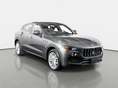 Used 2022 Maserati Levante GT AWD/4WD image 4