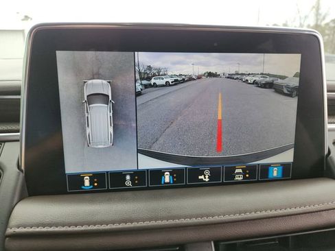 Used 2021 GMC Yukon SLT w/ SLT Premium Package image 27