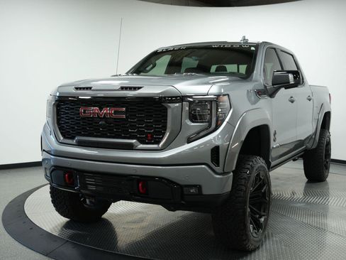 Used 2025 GMC Sierra 1500 AT4 w/ AT4 Premium Package AWD/4WD image 3