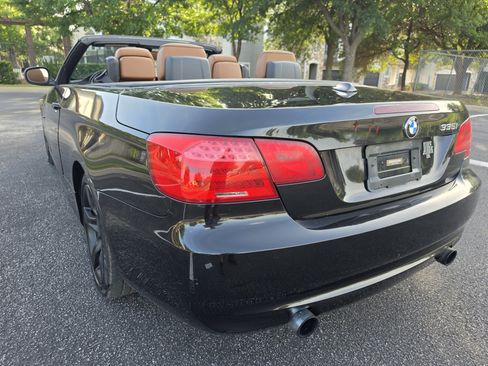Used 2012 BMW 335i Convertible RWD image 39