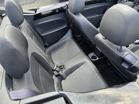 Used 2014 Volkswagen Beetle 2.5 image 27