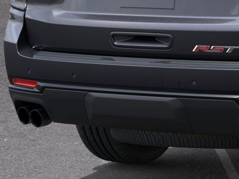 New 2026 Chevrolet Suburban RST image 14