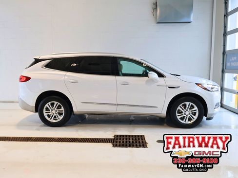 Certified 2021 Buick Enclave Essence w/ Sound and Sites Package AWD/4WD image 1