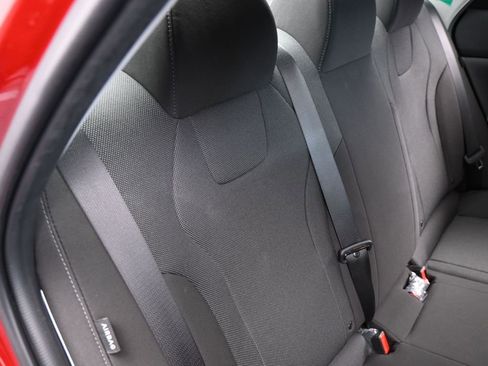 Used 2024 Hyundai Elantra SE image 33