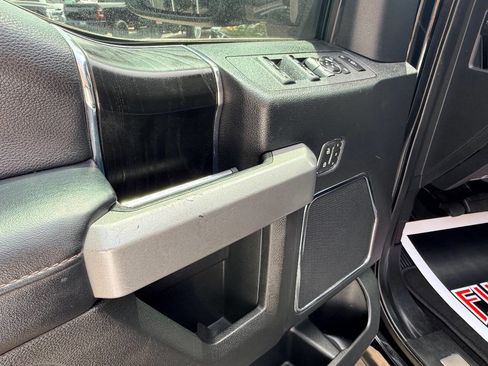 Used 2019 Ford F250 Platinum w/ Platinum Ultimate Package image 20