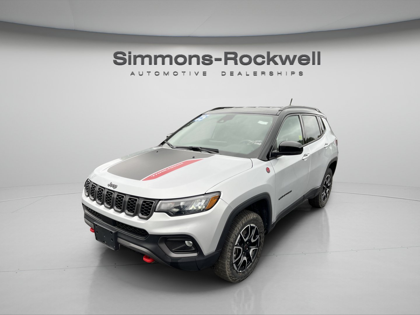 Used 2025 Jeep Compass Trailhawk AWD/4WD image 1