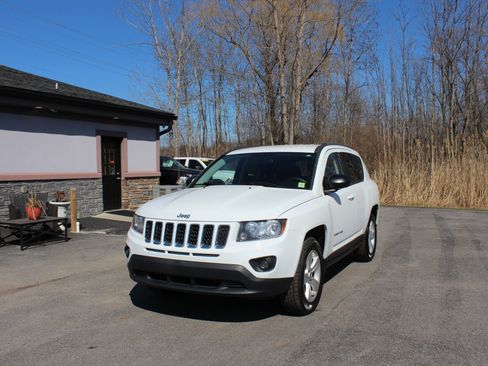 Used 2014 Jeep Compass Sport w/ Power Value Group image 12