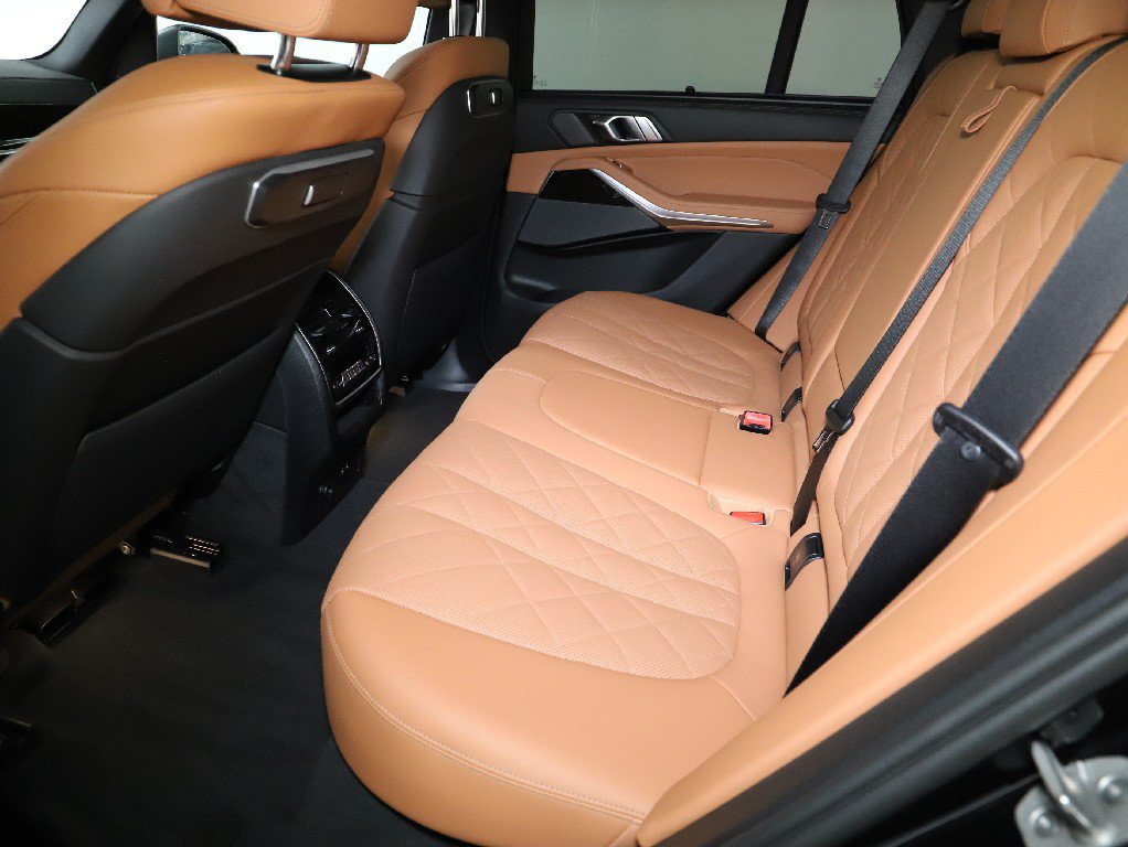 Used 2026 BMW X5 xDrive40i AWD/4WD image 17