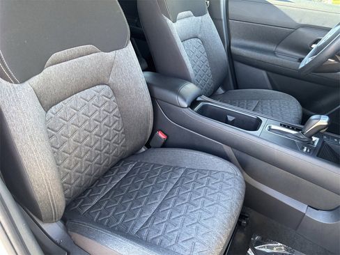 New 2026 Nissan Kicks SV image 8