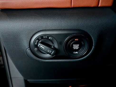 Used 2022 Maserati Levante GT image 42