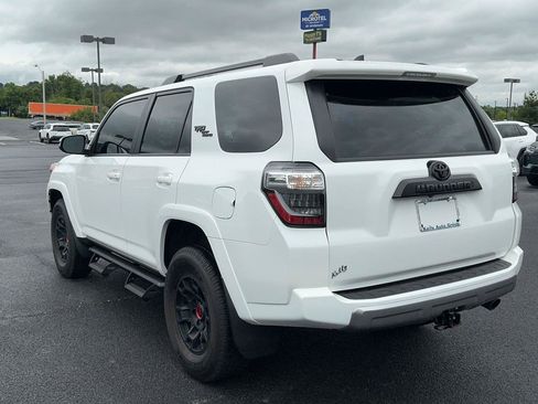 Certified 2024 Toyota 4Runner TRD Off-Road Premium w/ TRD Black Wheel Package (TMS) AWD/4WD image 10