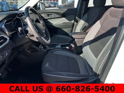Used 2023 Chevrolet TrailBlazer LT image 16