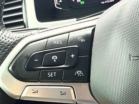 Used 2021 Volkswagen Atlas Cross Sport SEL Premium R-Line AWD/4WD image 26
