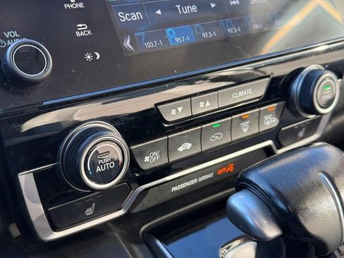 Used 2018 Honda CR-V Touring image 28