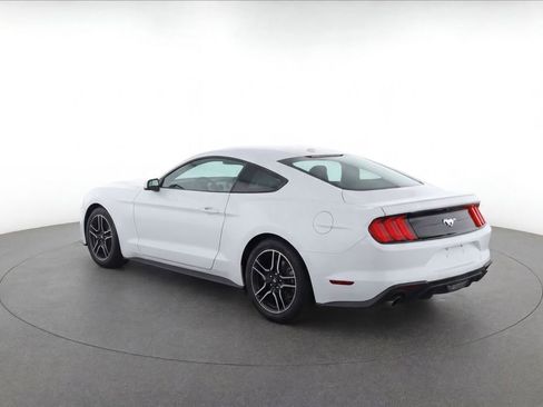 Used 2018 Ford Mustang Premium RWD image 3