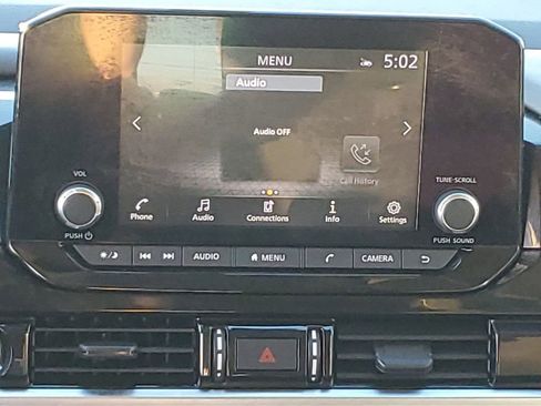 Used 2022 Nissan Pathfinder SV w/ SV Premium Package image 27