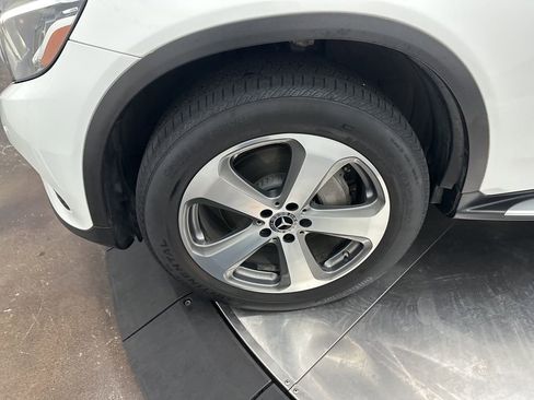 Certified 2018 Mercedes-Benz GLC 300 4MATIC Coupe image 33