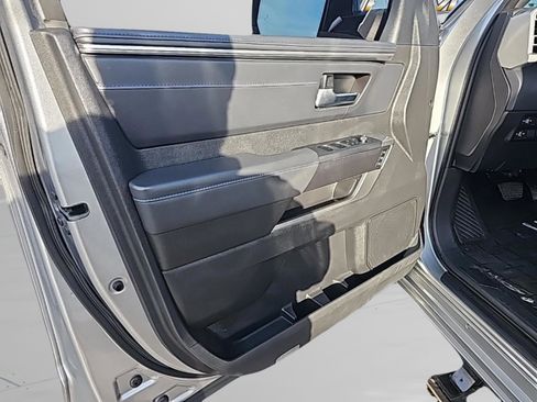 Used 2024 Toyota Tundra Platinum image 31