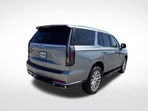 Used 2023 Cadillac Escalade Premium Luxury AWD/4WD image 11